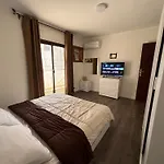 Cozy 2Br City Centered Apartment