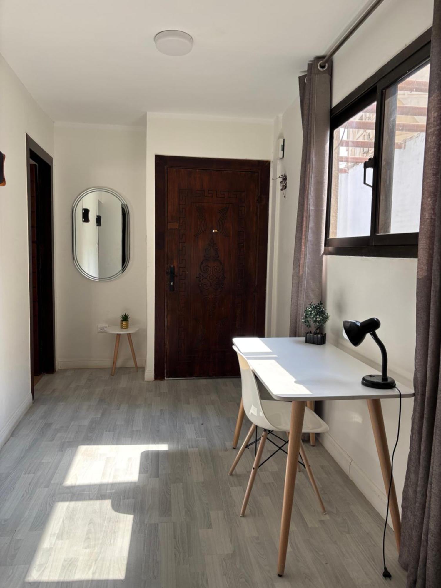 Cozy 2br Centered